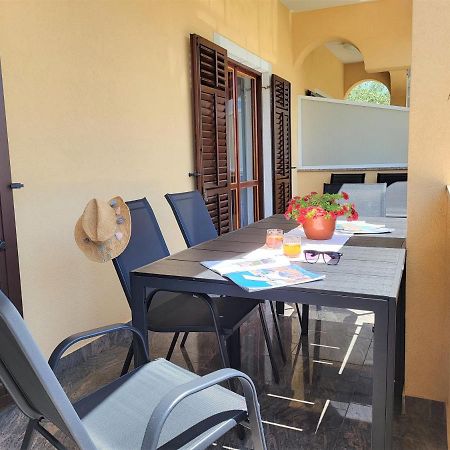 Cozy Apartment Mandula Vrsar Kültér fotó
