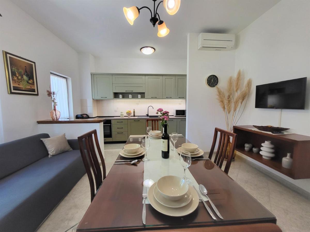 Cozy Apartment Mandula Vrsar Kültér fotó