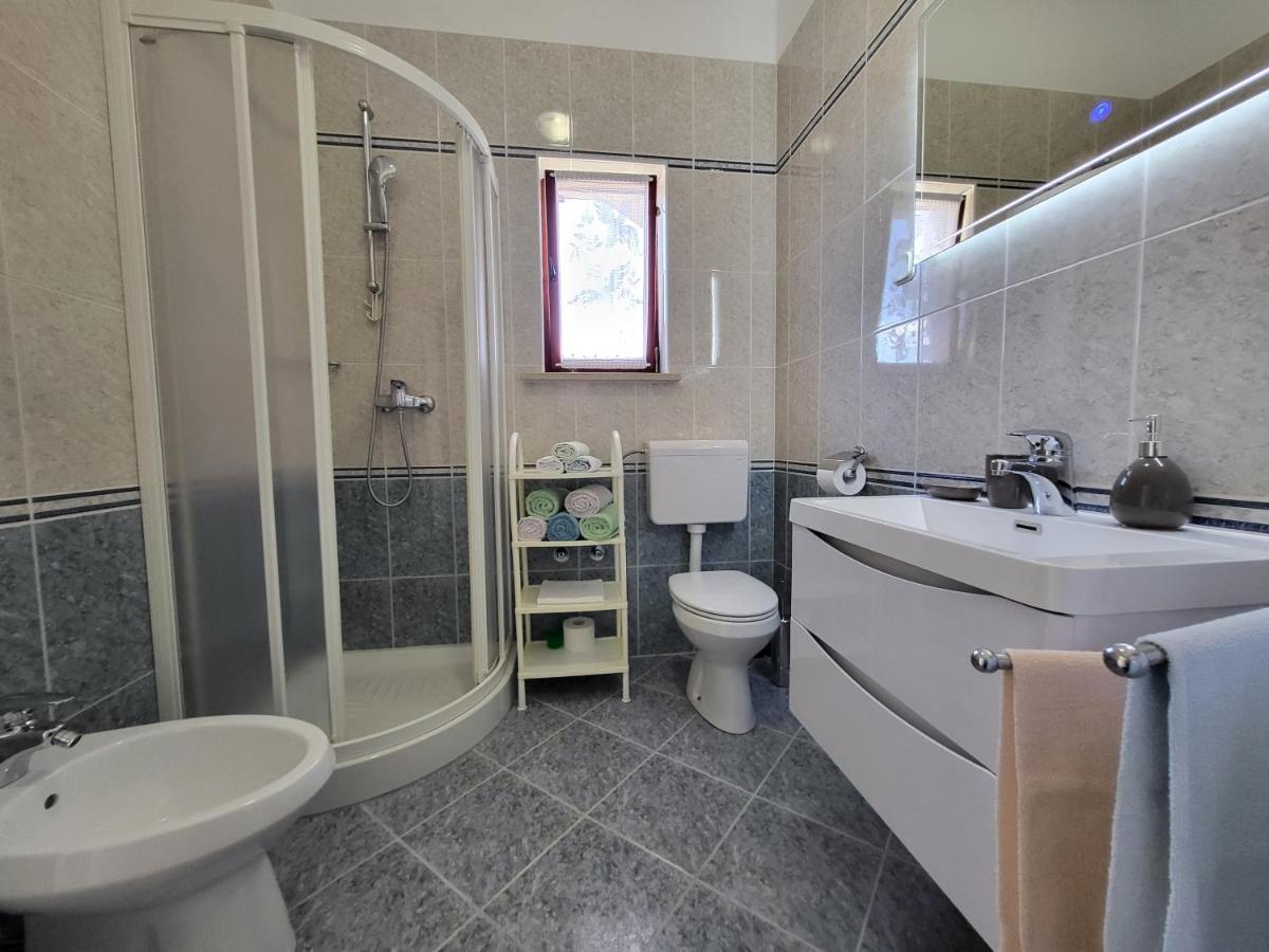 Cozy Apartment Mandula Vrsar Kültér fotó